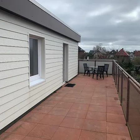 Ferienwohnung Mit Wunderschoener Grosser Dachterrasse - 500 Meter Zum Hauptstrand V Duhnen Doese Apartment Cuxhaven
