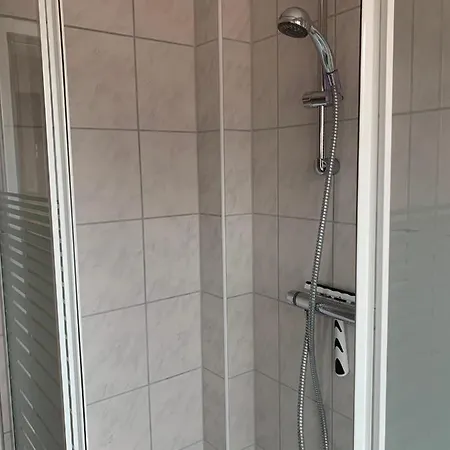 Apartment Ferienwohnung mit wunderschöner großer Dachterrasse - 500 Meter zum Hauptstrand v Duhnen Döse Cuxhaven